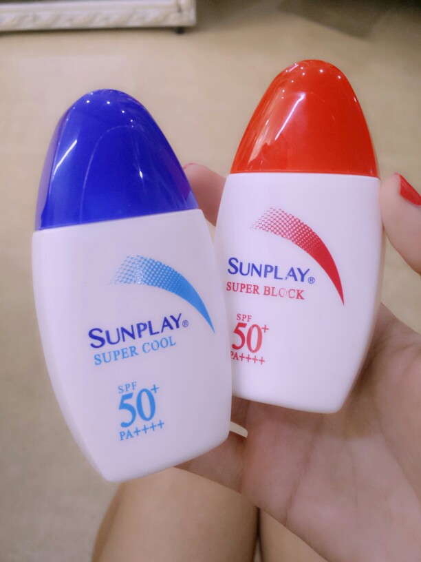 #防晒大战斗#曼秀雷敦 新碧强效防晒霜 SPF50+ PA++++ 质地轻薄，不油腻，蓝瓶的很清凉激爽，红瓶的很温和