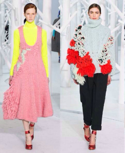 Delpozo F/W 2015 New York.以婚纱起家的西班牙品牌Delpozo在1974年创立,现任设计师Josep Font自13春夏加入,便赋予了这个品牌清新简洁,有着艺术气息的风格.15秋冬的几何细节与简明廓形却没有勾勒生硬,反而更突出柔情…
