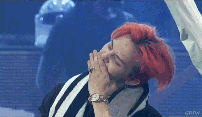 #权志龙 啵一个#