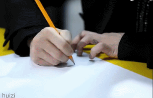 #权志龙 写字儿的小手#