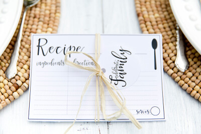 {CELEBRATE} HOST A FAMILY REUNION + FREE PRINTABLES