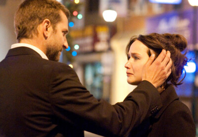 【乌云背后的幸福线 Silver Linings Playbook】I love you, in the first seconds I met you will know, I'm sorry it took so long time to recover this feeling, I just stuck with life. 我爱你，在遇到你的第一…