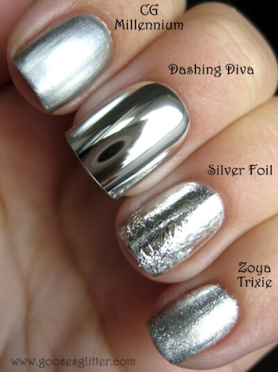 Chrome Nail Comparison: this blog compares the &amp;quot;mirror&amp;quot; chrome fake nails with the chrome nail polish. Good info!