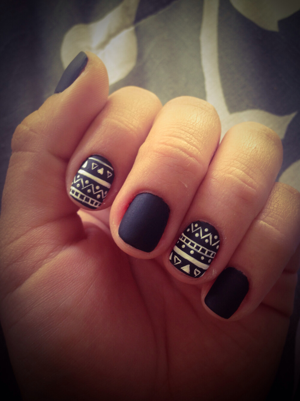 Aztec nails!!! Omg! I love love love these nails! Matte nails will be my next trend!!