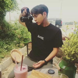 男生头像  高清无水印