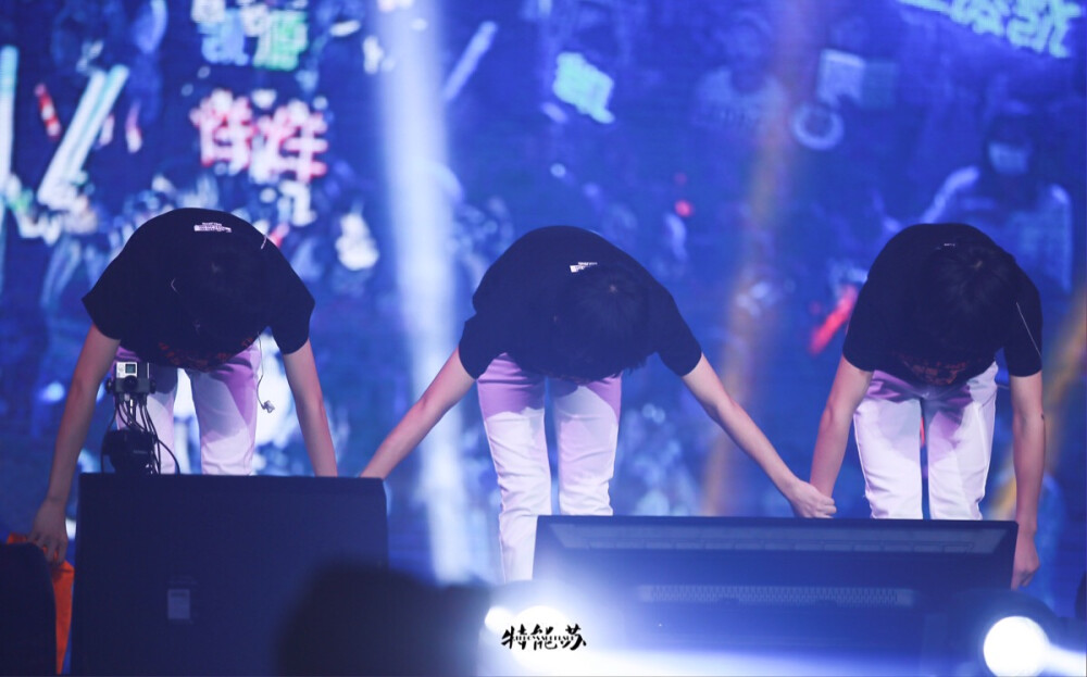 TFBOYS 150815两周年FM 【BY特能苏】