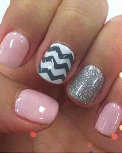 Amazing chevron style: great for short and long nails !