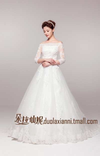 朵拉仙妮艾美丽。婚纱礼服新款2015新娘复古蕾丝一字肩拖尾婚纱