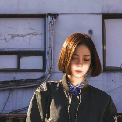 我一直记得我爱过、 女生头像 拿图点赞 来自：那时年少衣薄i