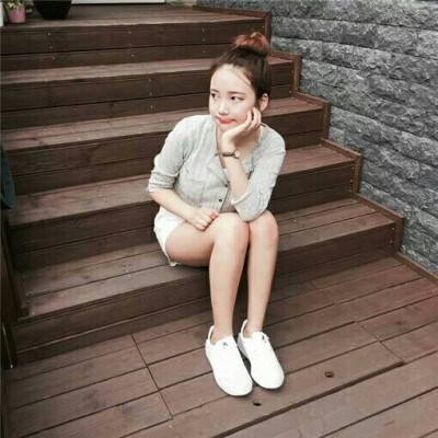 我一直记得我爱过、 女生头像 拿图点赞 来自：那时年少衣薄i