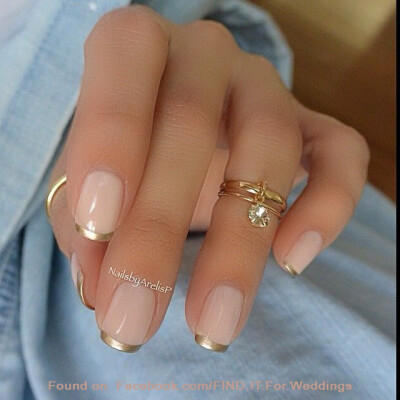 Gold trim version of a french manicure For more wedding and fashion inspiration visit https://www.finditforweddings.com Nails Nail Art