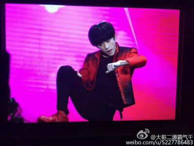 要不要这么帅！！