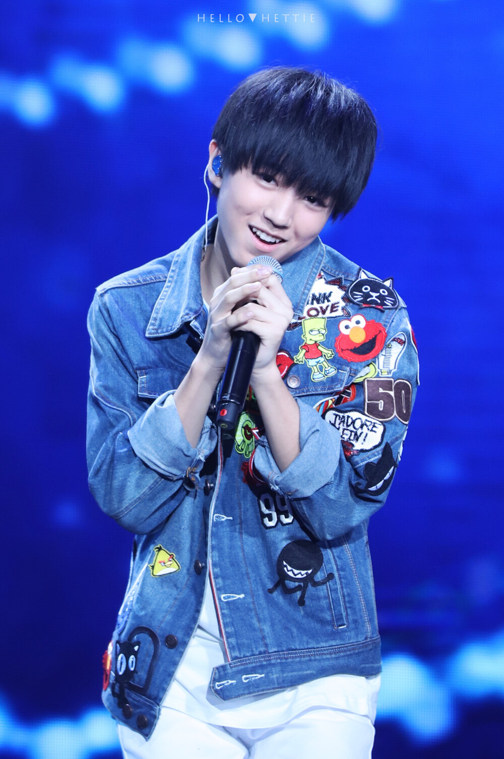 #王俊凯# #TFBOYS王俊凯# #TFBOYS#150815 北京粉丝见面会 cr：HelloHettie