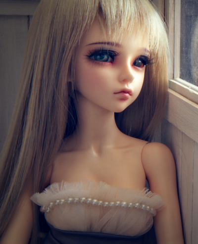 Super Dollfie 简称SD。