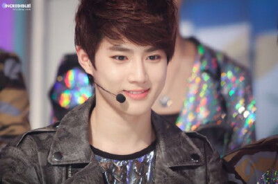 EXO 【金俊绵】 Suho