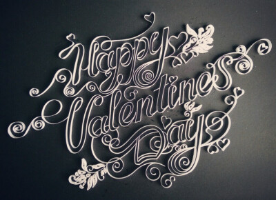 原创字母衍纸画 &amp;quot;happy valentine's day&amp;quot;，终于完成！暗黑系，低调也是一种奢华，哈哈，提前祝大家情人节快乐哈！