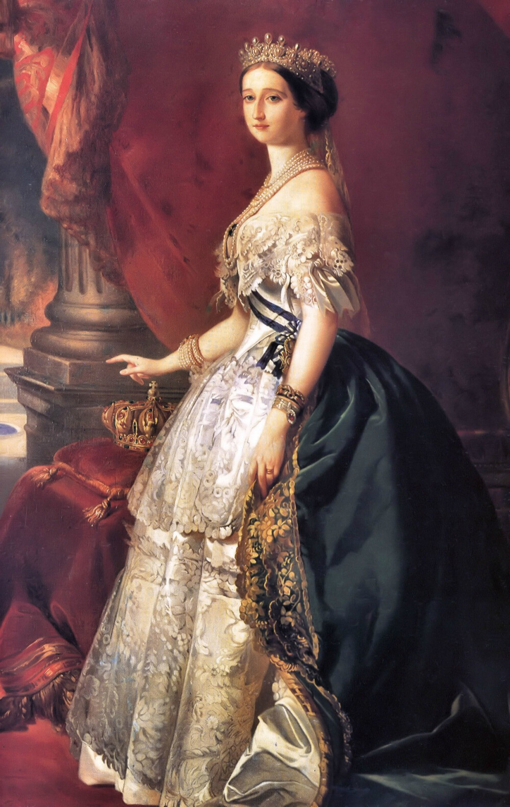 Franz Xaver Winterhalter（1805-1873）是当时最杰出的宫廷画家。他为欧洲各国官廷绘制作品，人物多为活跃在19世纪的欧洲皇室名人，尤其得到英国维多利亚女王的喜爱。人们认为他的作品历史纪录价值超过艺术价值，通过他的绘画，人们可以更进一步了解欧洲19世纪皇室贵族的肖像面貌和奢华生活。