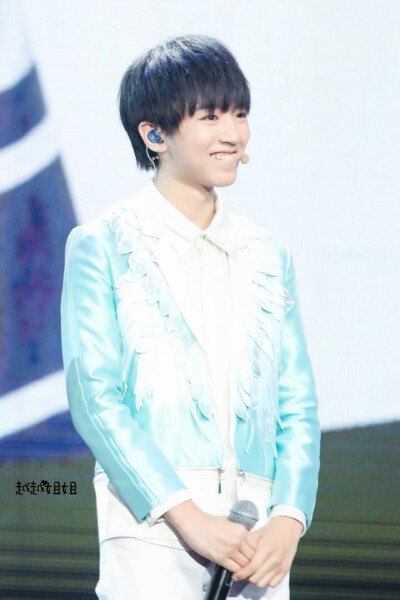 #王俊凯##TFBOYS王俊凯#crlogo