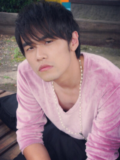 仿佛是一种约定 每年这个时候总会听见周杰伦