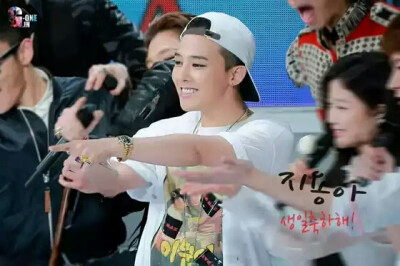 GD #bigbang 权志龙818庆生图