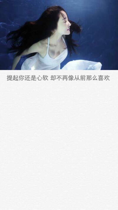 moon（白底文字壁纸）