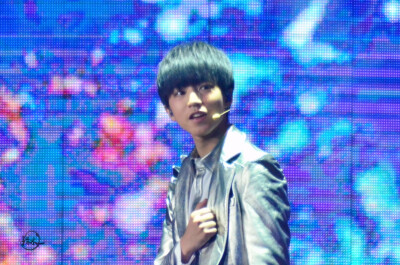 #王俊凯# #TFBOYS王俊凯# #TFBOYS#150815 北京粉丝见面会 cr：大明湖畔的存图博