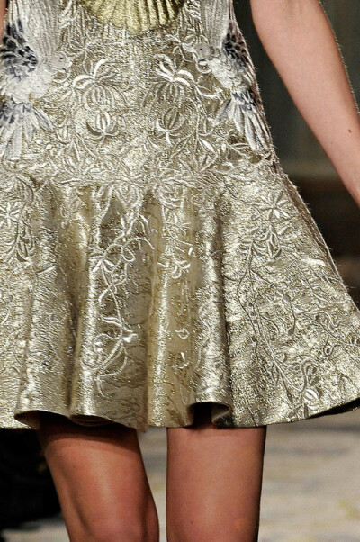 Marchesa details