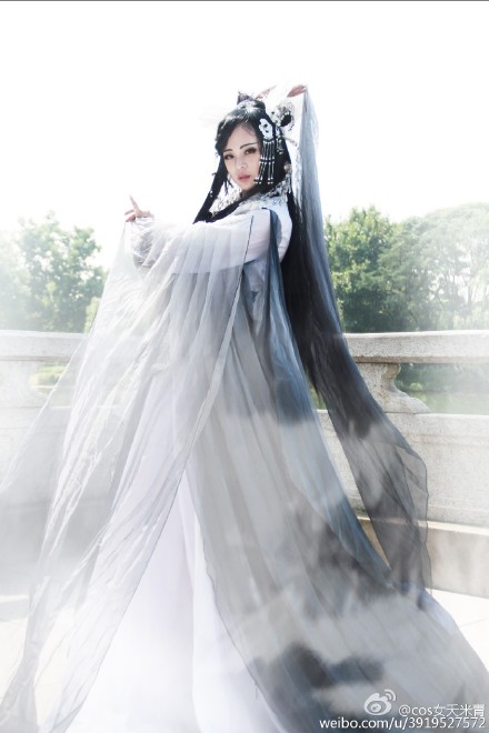 @cos女夭米青 【cos正片】燕子拟人cn女夭米青/摄影cn可乐/服装@桥姬古风 其他全部自理