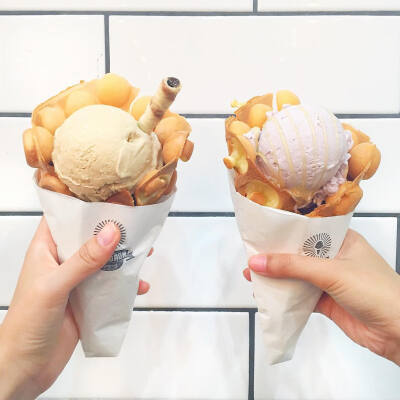 加州冰淇淋店Cauldron Ice Cream最近新推的Puffle Cone！