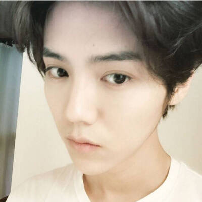 现在每天早上都被帅醒