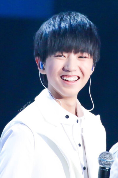 #王俊凯##TFBOYS王俊凯#crlogo