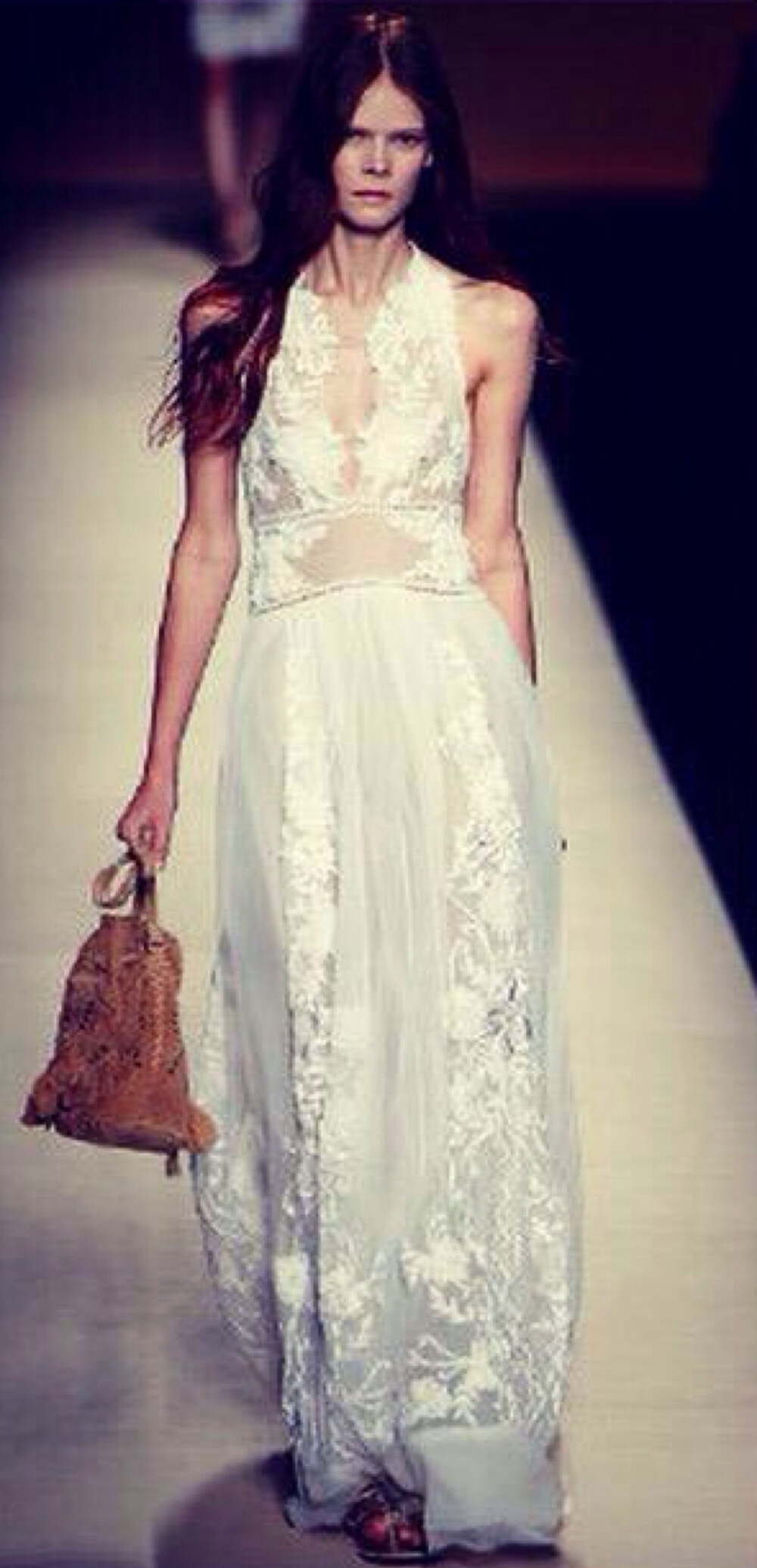 Alberta Ferretti 2015春夏高级成衣系列，波西米亚元素和长裙的完美组合