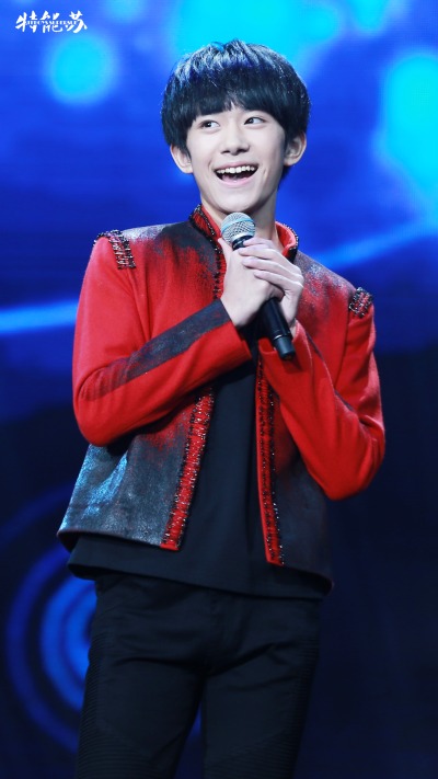 TFBOYS易烊千玺 150815两周年FM 【BY特能苏】