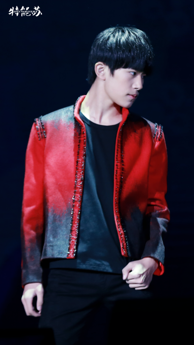 TFBOYS易烊千玺 150815两周年FM 【BY特能苏】