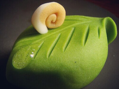 日式点心，是小蜗牛还是猫咪的尾巴呢？