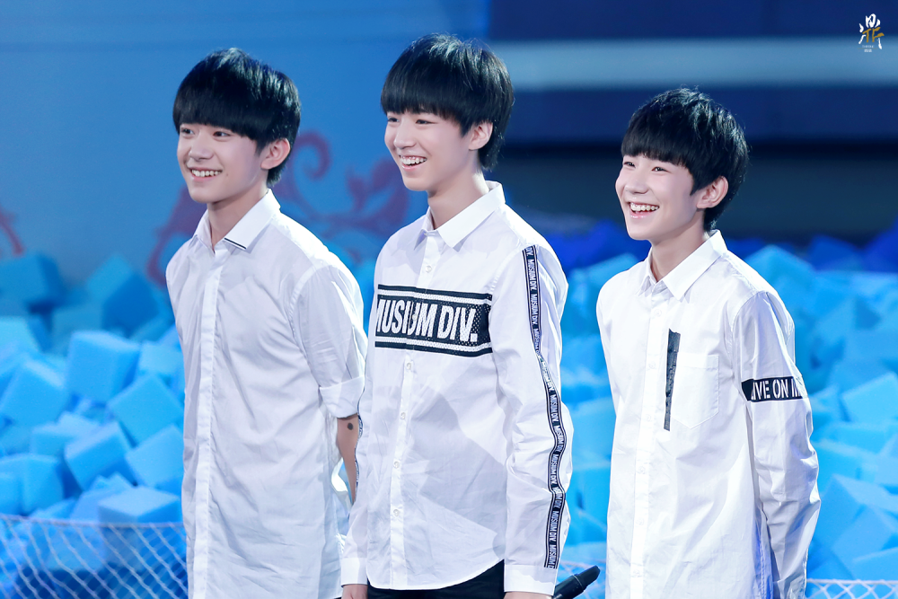 TFBOYS 挑战不可能 cr.logo