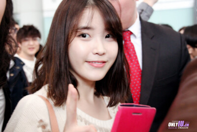 onIyU独家』140322 IU AIRPORT IN HONG KONG