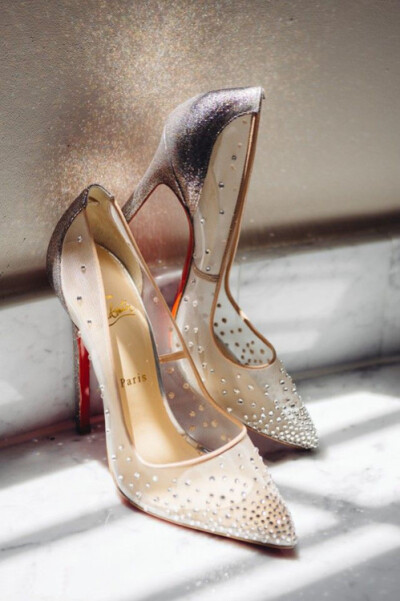 高跟婚鞋：Christian Louboutin