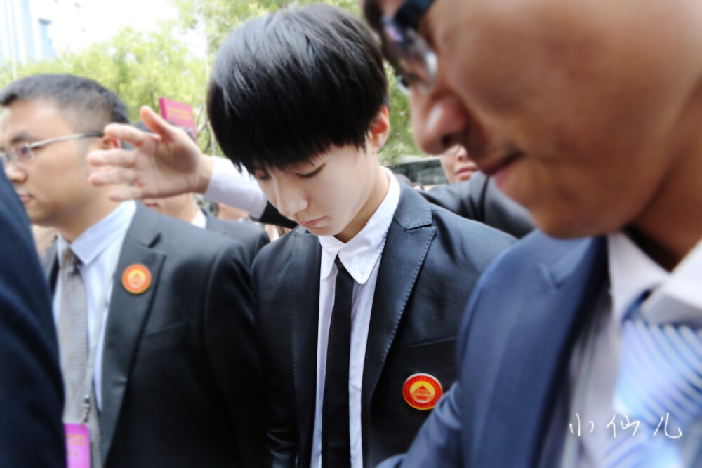 #王俊凯# #TFBOYS王俊凯# #TFBOYS# 150723-25全国学联代表大会 cr：仙儿要做凯喵的海贼王