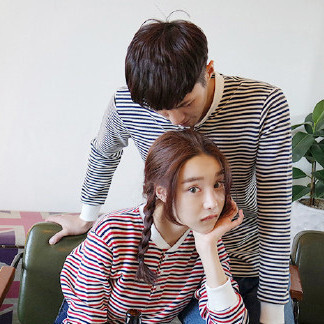 [ 你白发苍苍说要带我去流浪 我还是没犹豫就随你去远方 ] 情侣头像