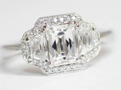 钻戒：Tycoon Cut Diamond Ring from El Centro Jewelry