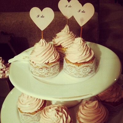 婚礼蛋糕：I love Cupcakes！