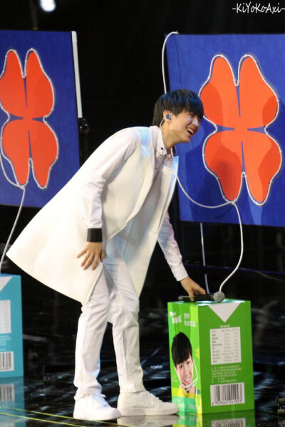 #王俊凯##TFBOYS王俊凯#crlogo