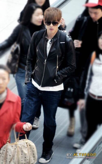 ❤尼坤❤ 最爱的男神 ❤ 男神❤男神❤男神❤机场秀❤