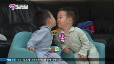 嘟嘟李书俊#弟控李书言#超人回来了#有爱的小哥俩