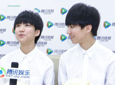 王·想问题·就要抬眼·正面巨萌·侧面巨苏·俊凯