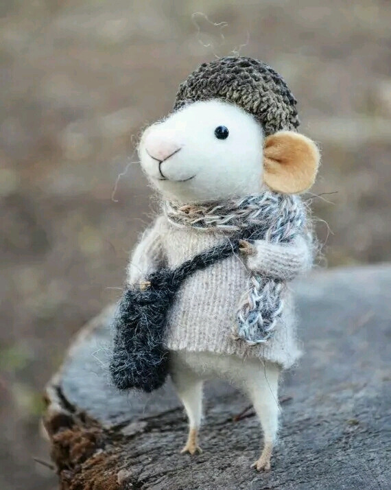  羊毛毡精灵鼠小弟