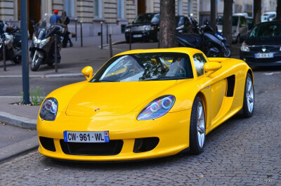 保时捷Carrera GT