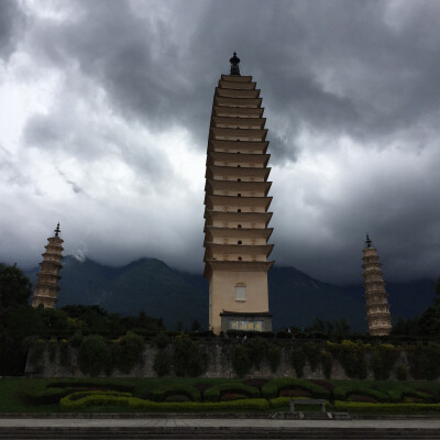 云南旅游，三塔