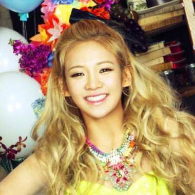 Girls and Peace-Hyoyeon